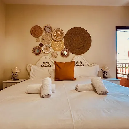 Click&guest - Cosmopolis 1 *